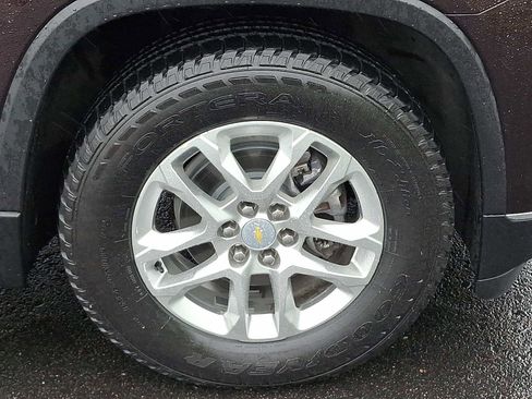 Used 2021 Chevrolet Traverse LT AWD/4WD image 8