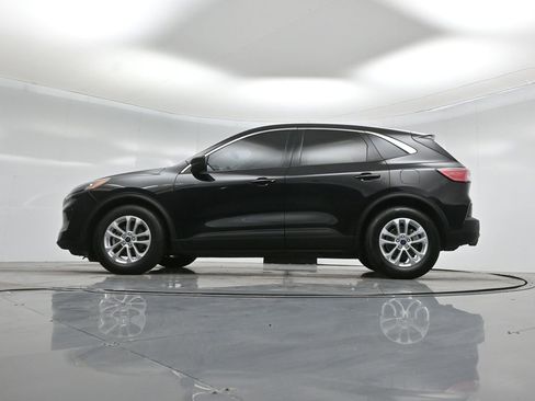 Certified 2022 Ford Escape SE image 52