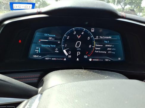 Used 2022 Chevrolet Corvette Stingray Preferred Cpe w/ Z51 Performance Package RWD image 28