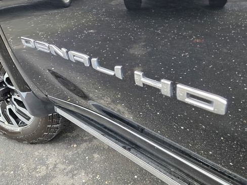 Used 2024 GMC Sierra 2500 Denali Ultimate w/ Max Trailering Package image 9
