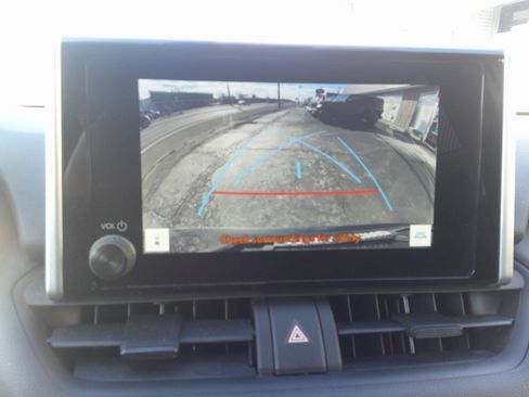 Used 2024 Toyota RAV4 XLE image 26