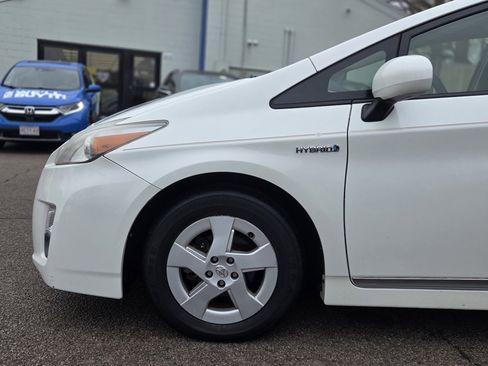 Used 2010 Toyota Prius Three image 9
