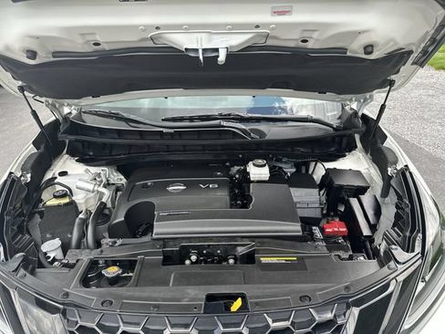Used 2024 Nissan Murano SV w/ SV Midnight Edition Package AWD/4WD image 19