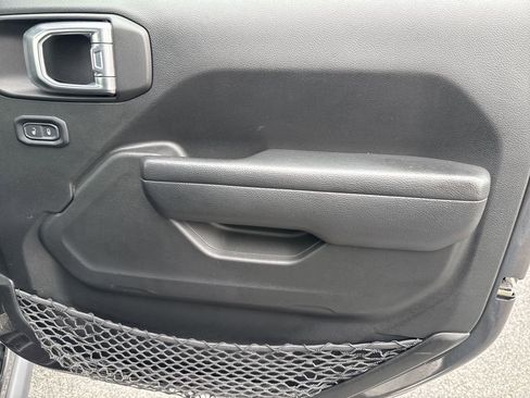 Used 2022 Jeep Wrangler Unlimited Rubicon image 19