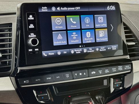 Certified 2025 Honda Odyssey Sport-L image 14