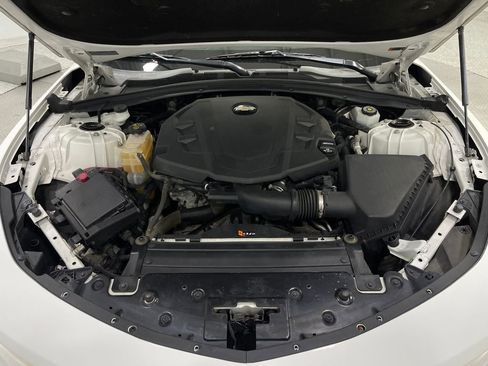 Used 2018 Chevrolet Camaro LT w/ RS Package image 22