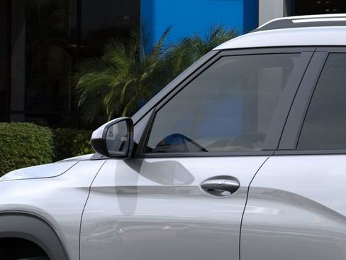 New 2026 Chevrolet TrailBlazer LT FWD image 13