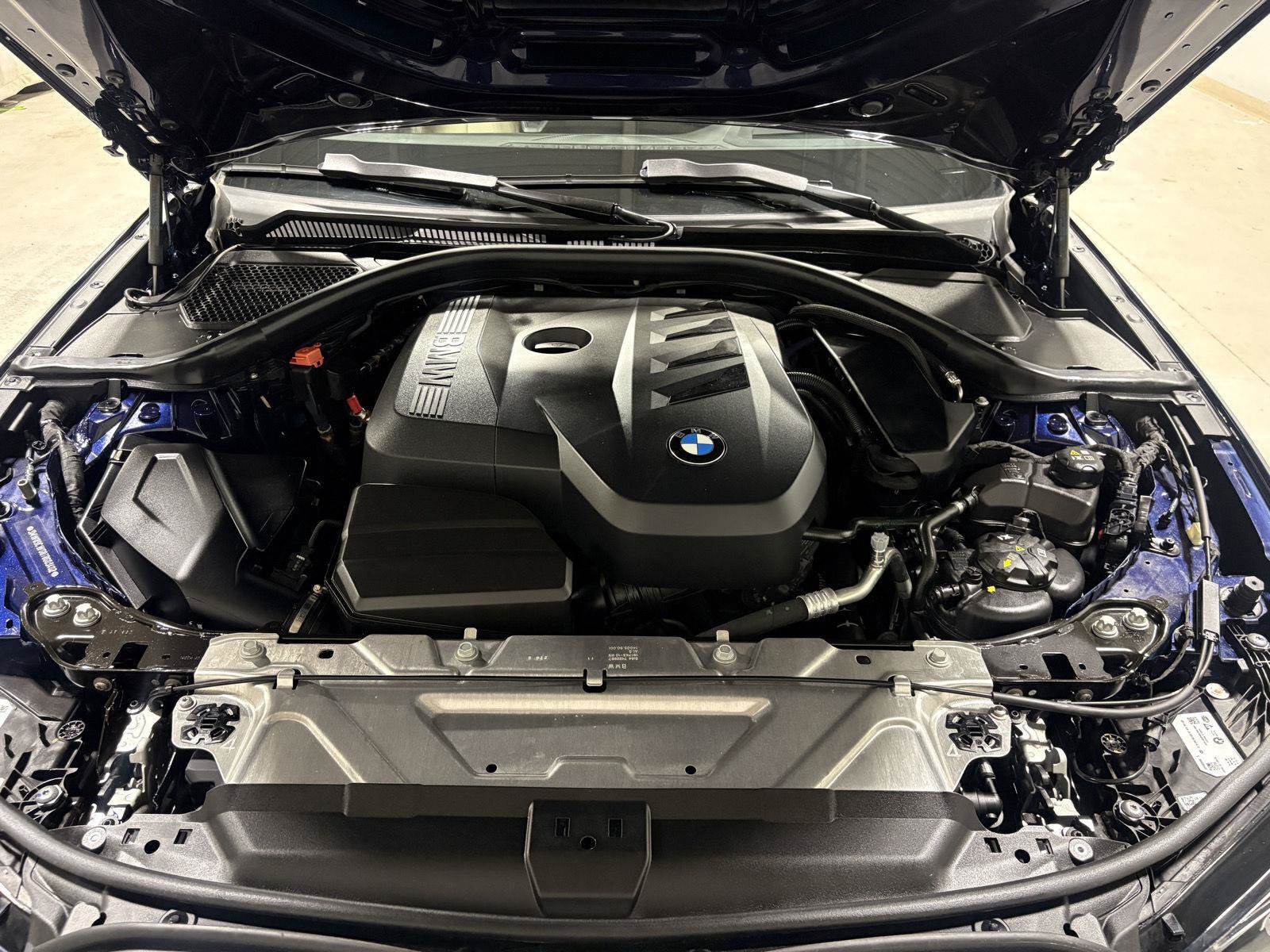 Used 2026 BMW 330i xDrive Sedan w/ Premium Package AWD/4WD image 25
