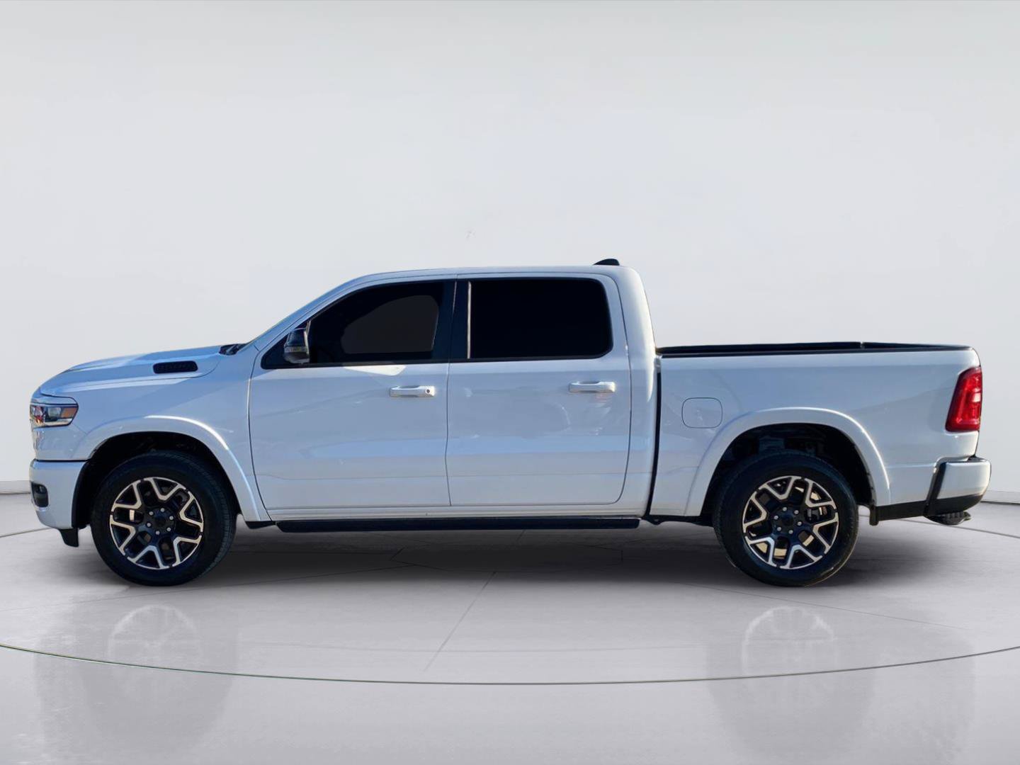 Used 2026 RAM 1500 Laramie w/ Bed Utility Group AWD/4WD image 2
