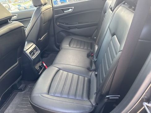 Used 2020 Ford Edge SEL w/ Convenience Package image 10
