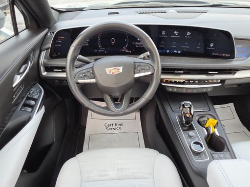 Used 2024 Cadillac XT4 Sport AWD/4WD image 28