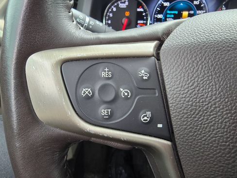 Used 2017 GMC Acadia Denali w/ Technology Package FWD image 16