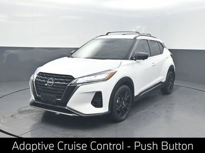 Used 2023 Nissan Kicks SR w/ Exterior Package