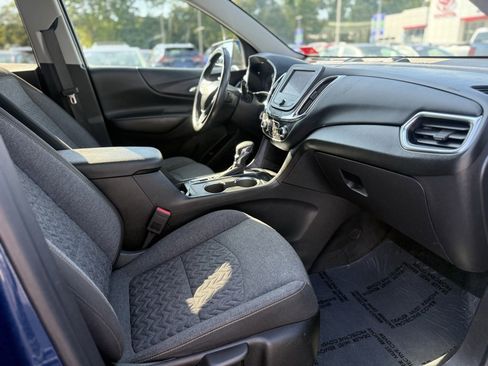 Used 2022 Chevrolet Equinox LT image 22