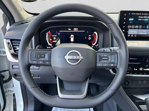 New 2026 Nissan Rogue Platinum w/ Platinum Premium Package image 15