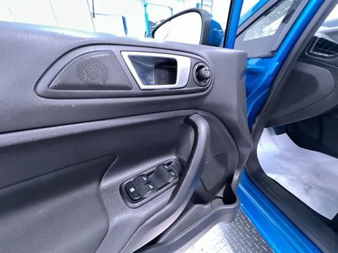 Used 2016 Ford Fiesta SE w/ Equipment Group 201A FWD image 12