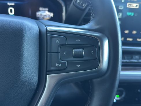 Used 2023 Chevrolet Silverado 1500 LT image 30