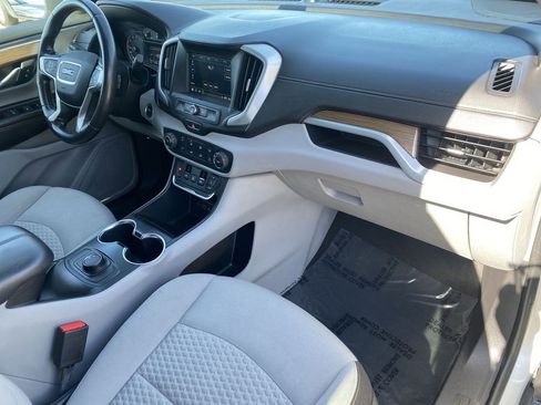 Used 2018 GMC Terrain SLE image 28