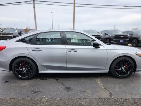 Used 2023 Honda Civic Sport image 6