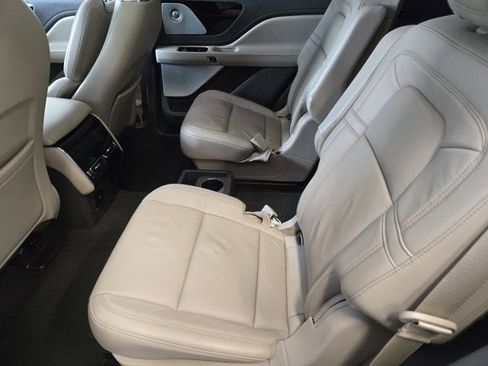 Used 2020 Lincoln Aviator Reserve w/ Equipment Group 202A image 20