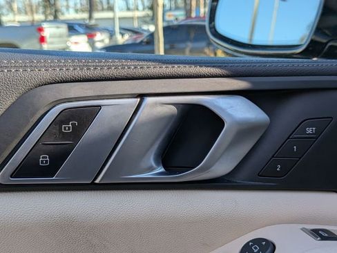 Used 2021 BMW X5 sDrive40i w/ Convenience Package image 16