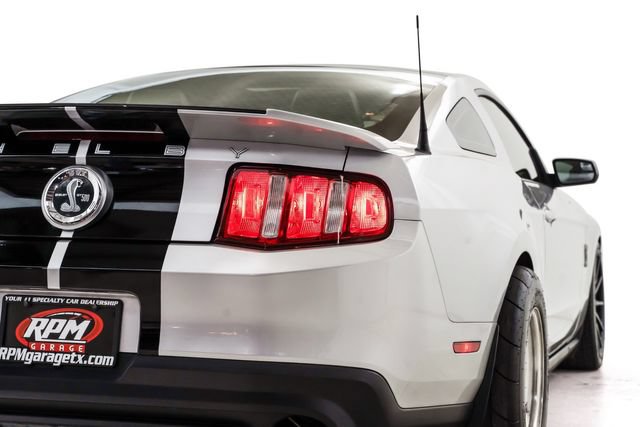 Used 2012 Ford Mustang Shelby GT500 RWD image 12