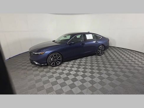 Used 2023 Honda Accord Touring image 45