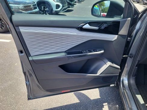 Used 2022 Volkswagen Taos S FWD image 15