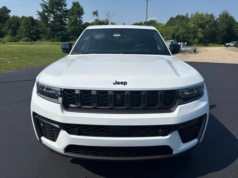 New 2026 Jeep Grand Cherokee L Limited AWD/4WD image 8
