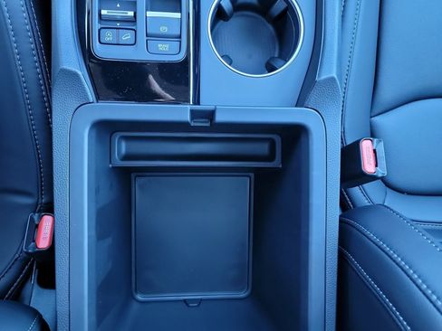 Used 2025 Honda Pilot Touring image 28
