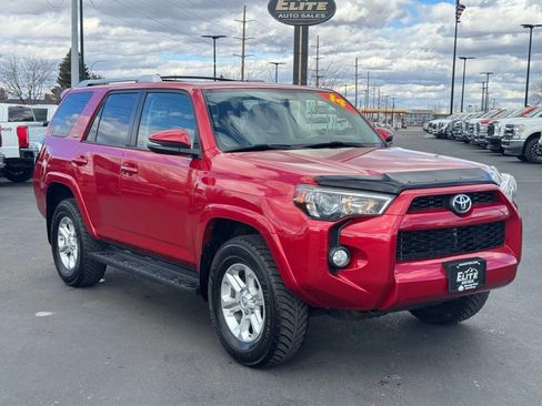 Used 2014 Toyota 4Runner SR5 Premium image 3