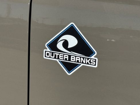 Certified 2025 Ford Bronco Outer Banks image 11