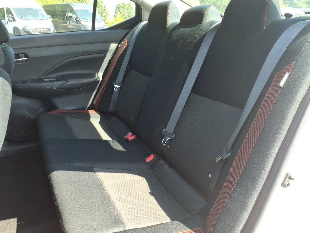 Used 2024 Nissan Versa SR FWD image 17