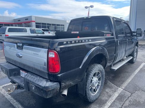 Used 2016 Ford F250 Platinum w/ Snow Plow Prep Package image 5