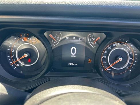 Used 2024 Jeep Wrangler Unlimited Sport AWD/4WD image 21