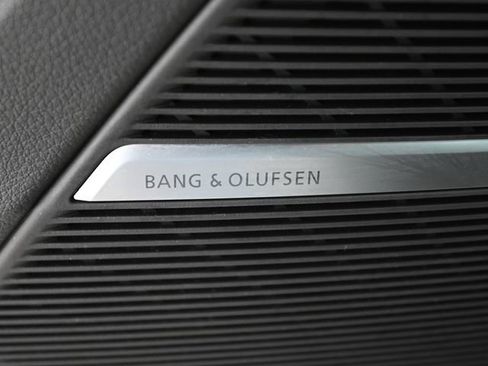 Used 2023 Audi SQ8 Prestige AWD/4WD image 21