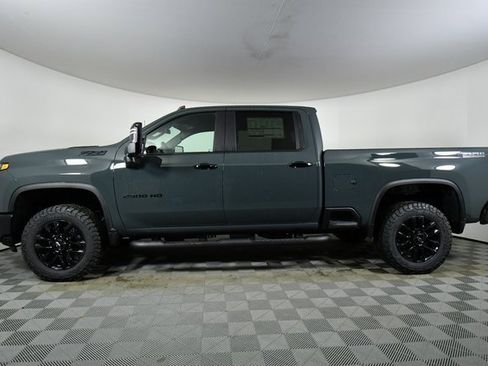 Used 2026 Chevrolet Silverado 2500 LT w/ Trail Boss Package image 16