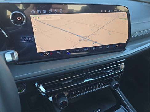 New 2026 Chevrolet Traverse LT image 23