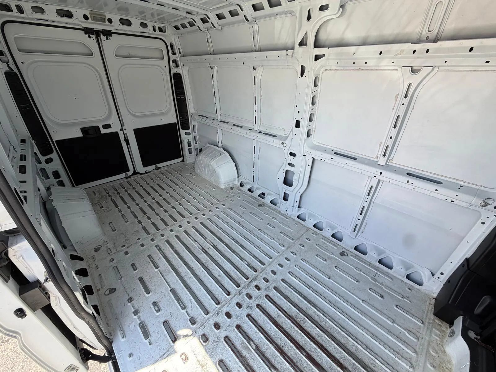 Used 2023 RAM ProMaster 2500 FWD image 22