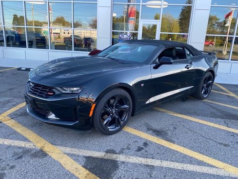 Used 2019 Chevrolet Camaro LT image 1