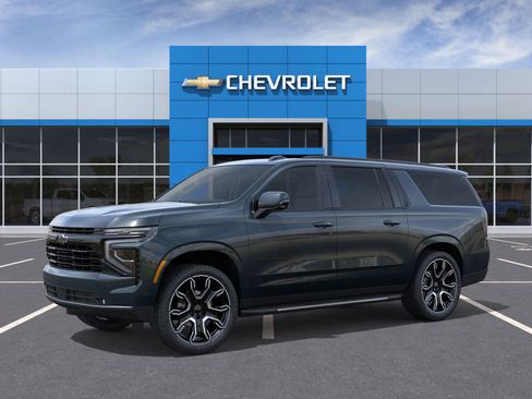 New 2026 Chevrolet Suburban RST w/ RST Capability Package AWD/4WD image 2