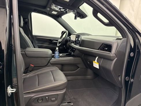 New 2026 Chevrolet Tahoe Premier AWD/4WD image 18