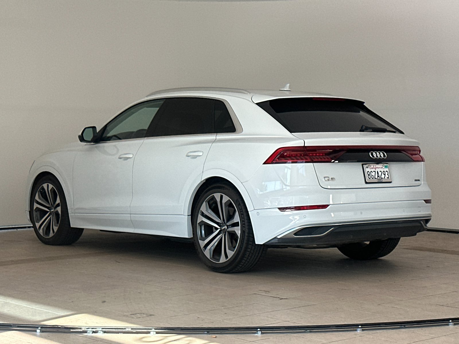 Used 2018 Audi Q7 2.0T Premium Plus w/ Premium Plus Package AWD/4WD image 4