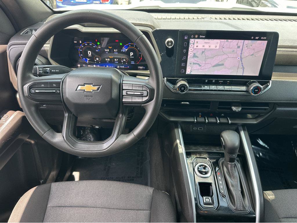 Used 2025 Chevrolet Colorado W/T AWD/4WD image 20