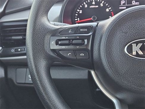 Used 2020 Kia Rio S image 26