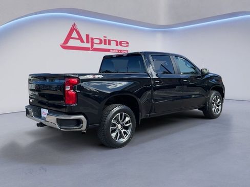 Used 2024 Chevrolet Silverado 1500 LT AWD/4WD image 5