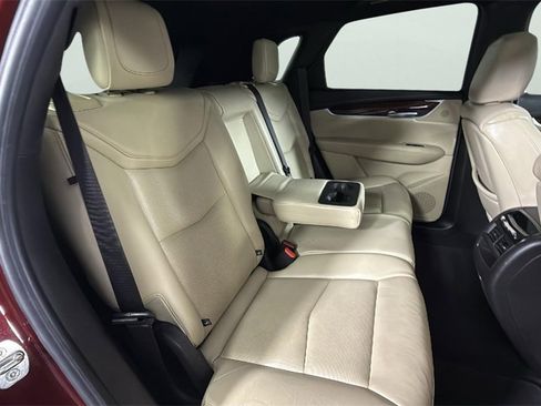 Used 2018 Cadillac XT5 Luxury w/ Driver Awareness Package image 28