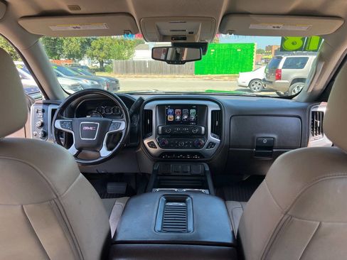 Used 2018 GMC Sierra 1500 SLT image 19