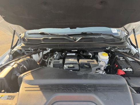 Used 2024 RAM 2500 Laramie w/ Safety Group AWD/4WD image 22