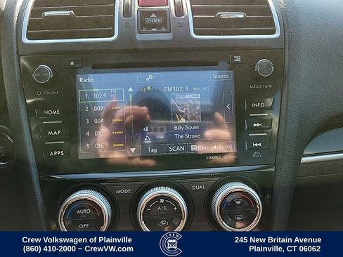 Used 2018 Subaru Forester 2.5i Touring AWD/4WD image 7